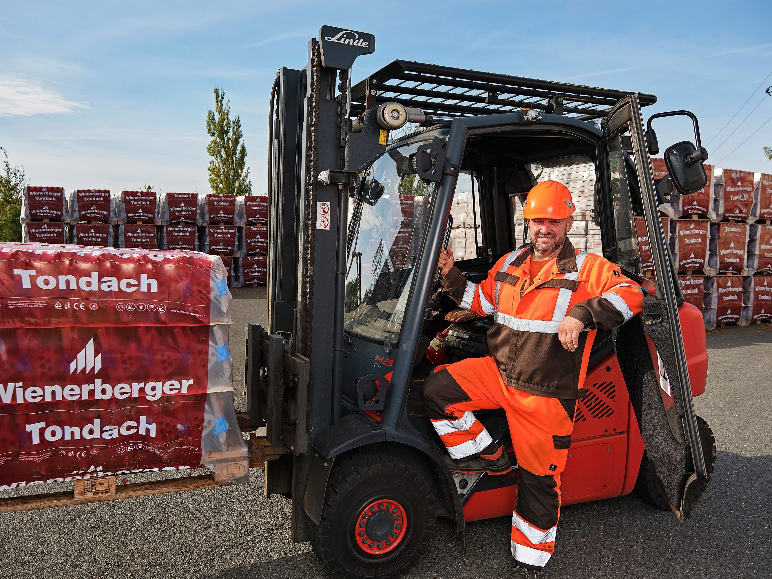 Studenti - brigáda | Wienerberger